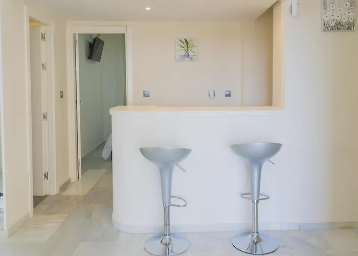 Apartamento Cubo's Bono Free Parking Marbella