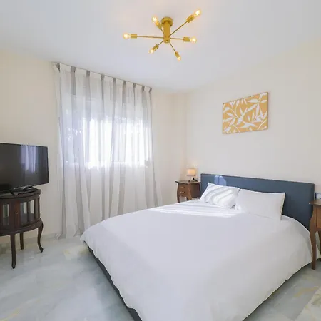 Apartment Cubo's Bono Free Parking Marbella